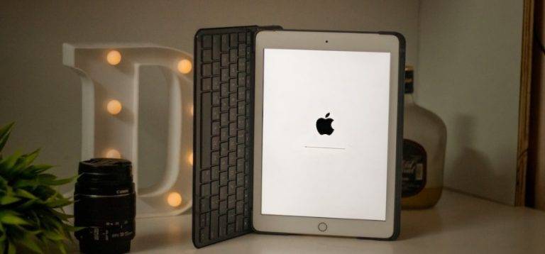 How To Easily Split Your iPad Keyboard